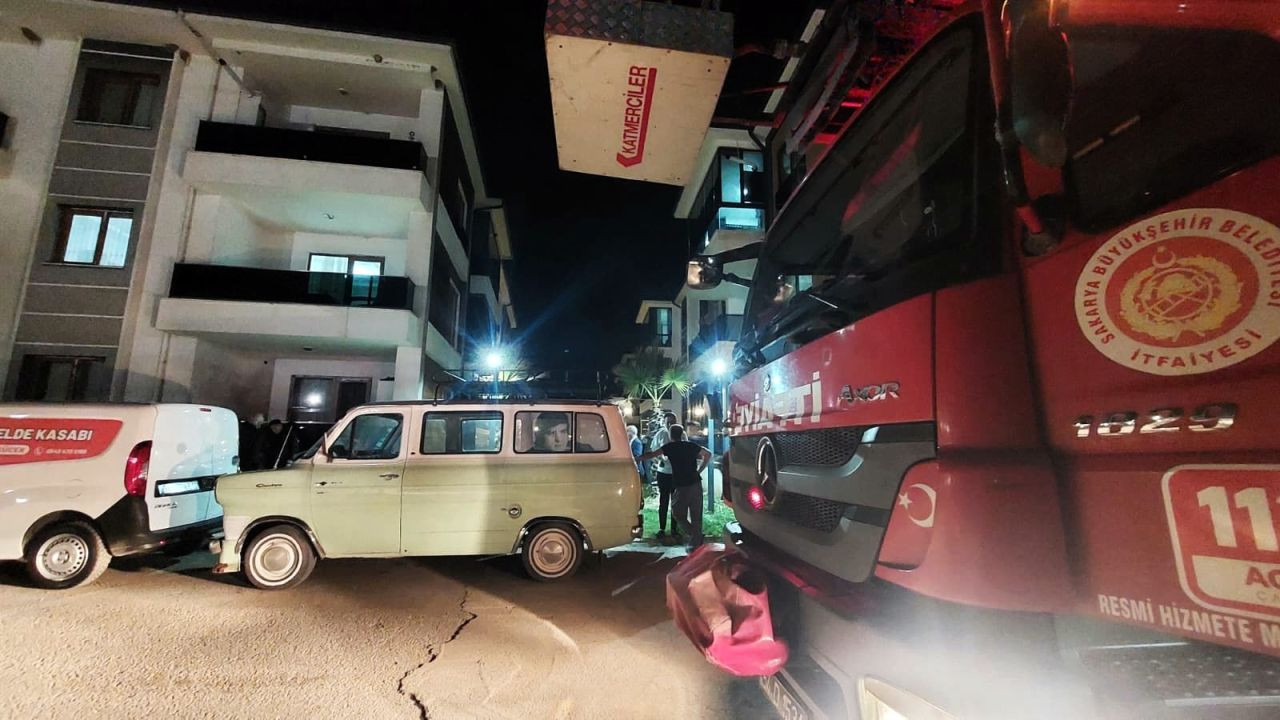 Akyazı'da 4 Yaşındaki Çocuk Evde Kilitli Kaldı - Sayfa 2