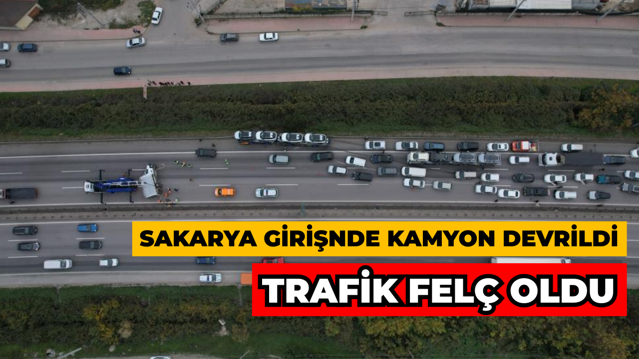 Sakarya Otoyolunda Tır ile Kamyonet Çarpıştı: Trafik Kilitlendi