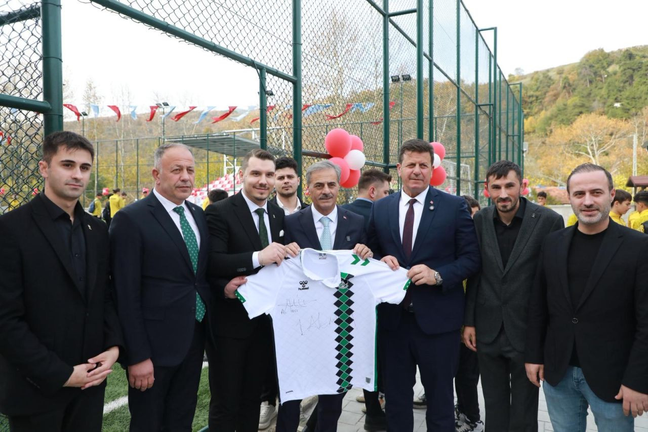 Akyazı Belediyesi Dokurcun Spor Kompleksi açıldı - Sayfa 4