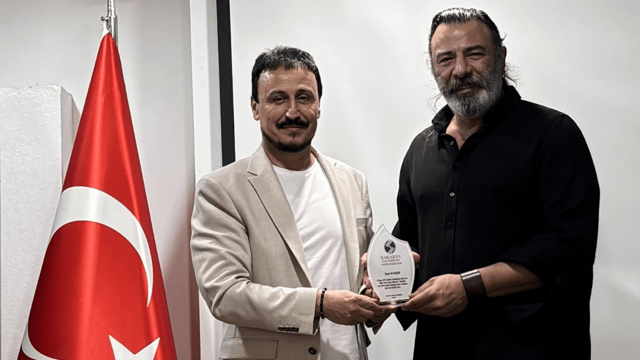 Perdeden Kampüse, Ali Başar SAU’lu Öğrencilerle Buluştu