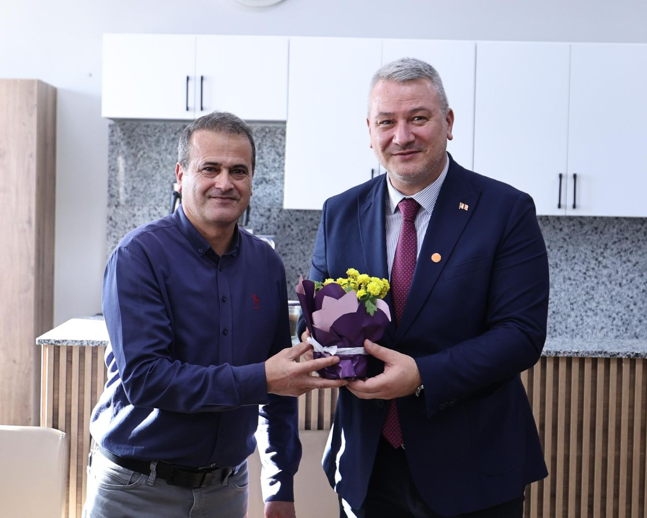 Erdoğan ve Çelik’ten Öğretmenler Günü’nde Anlamlı Ziyaret - Sayfa 7