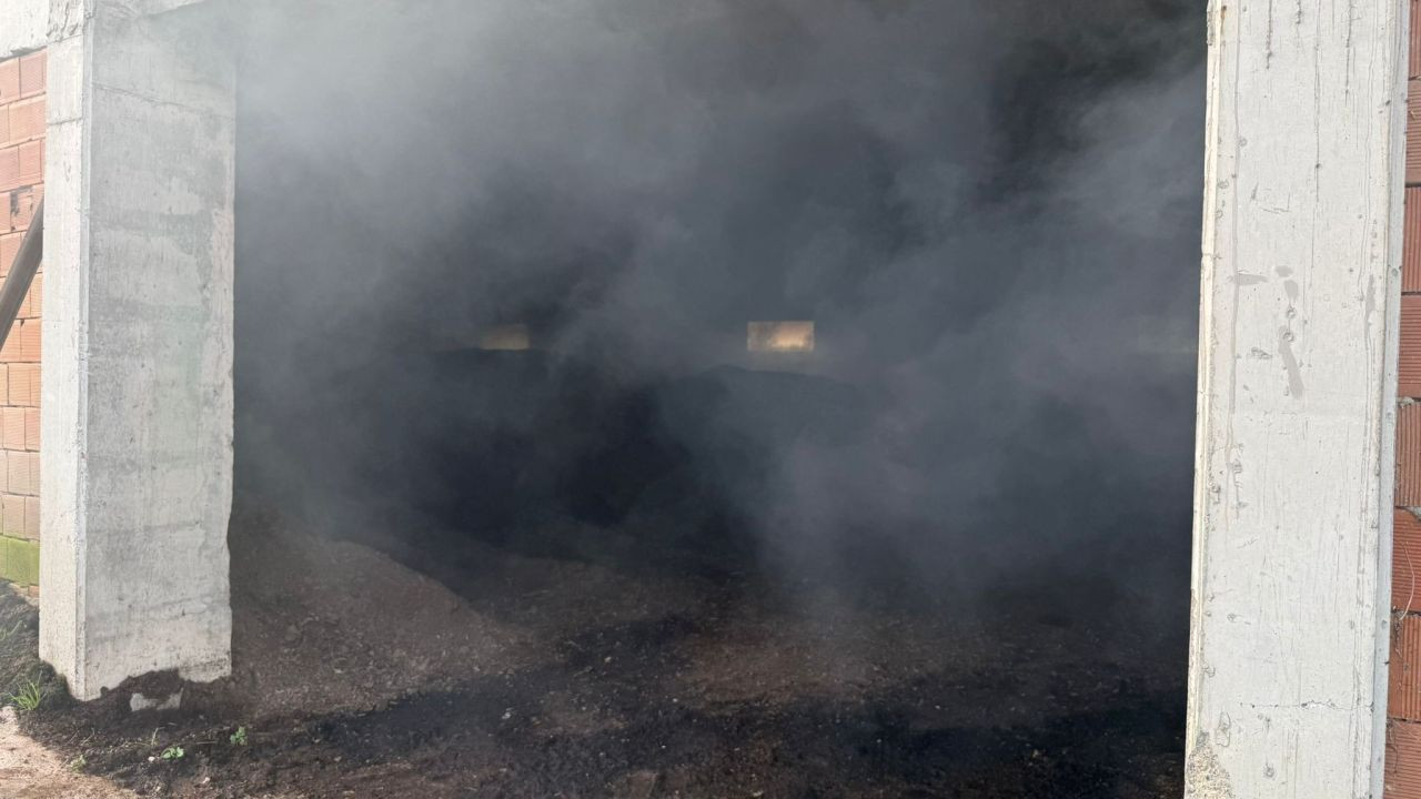 Kaynarca’da Tavuk Çiftliği Deposunda Çıkan Yangın Söndürüldü - Sayfa 2