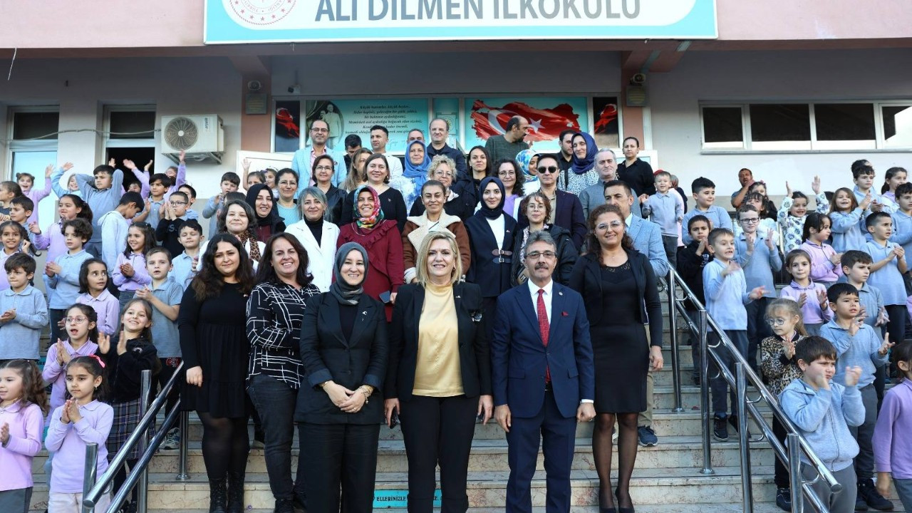 BAŞKAN ŞENOL DİNÇ ÖĞRETMENLER GÜNÜNÜ KUTLADI