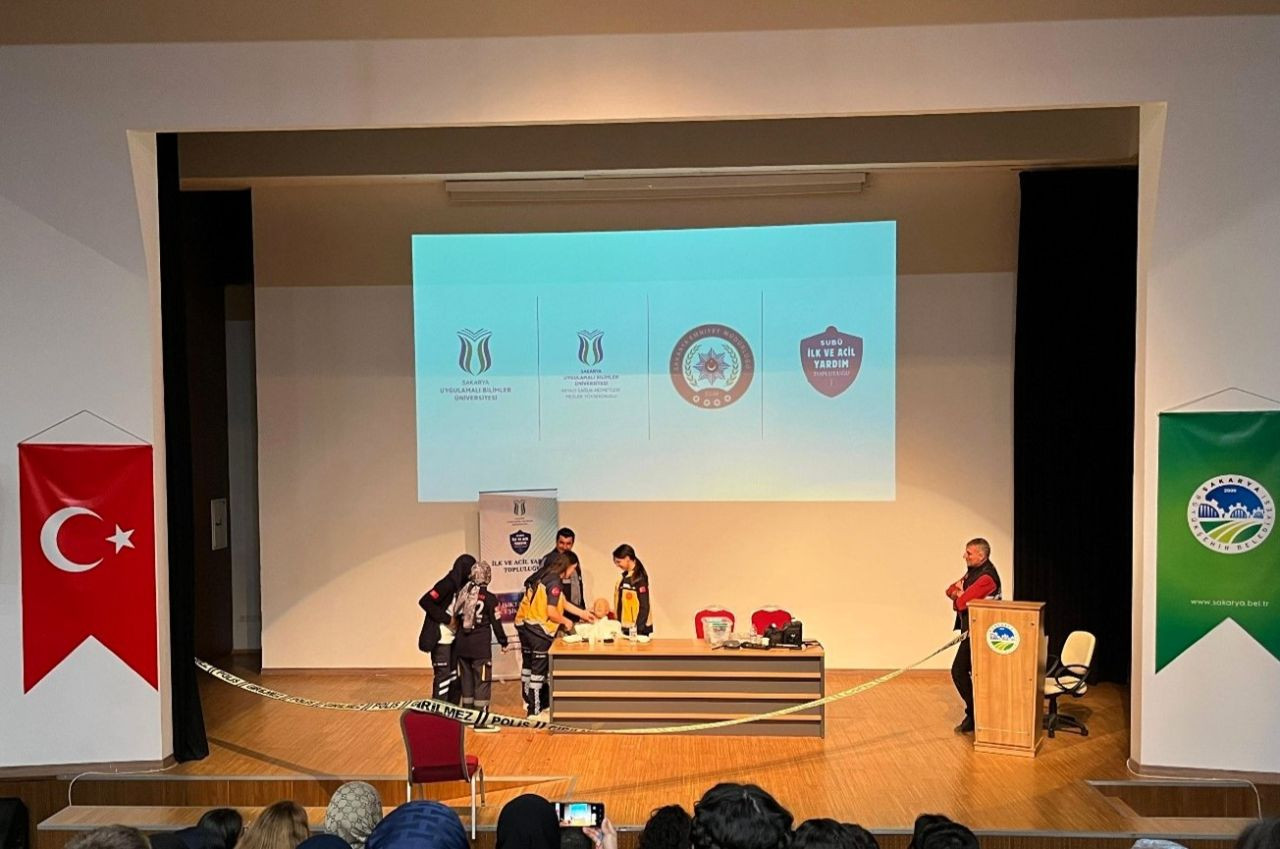 Paramedik Öğrencilerine Adli Vaka Uygulama Eğitimi - Sayfa 1