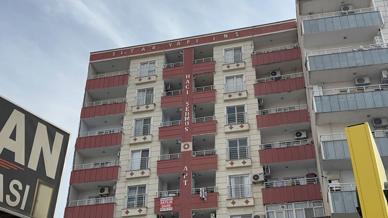 Mardin’de Anne, Baba Ve 5 Yaşındaki Çocuk Evlerinde Ölü Bulundu - Sayfa 2