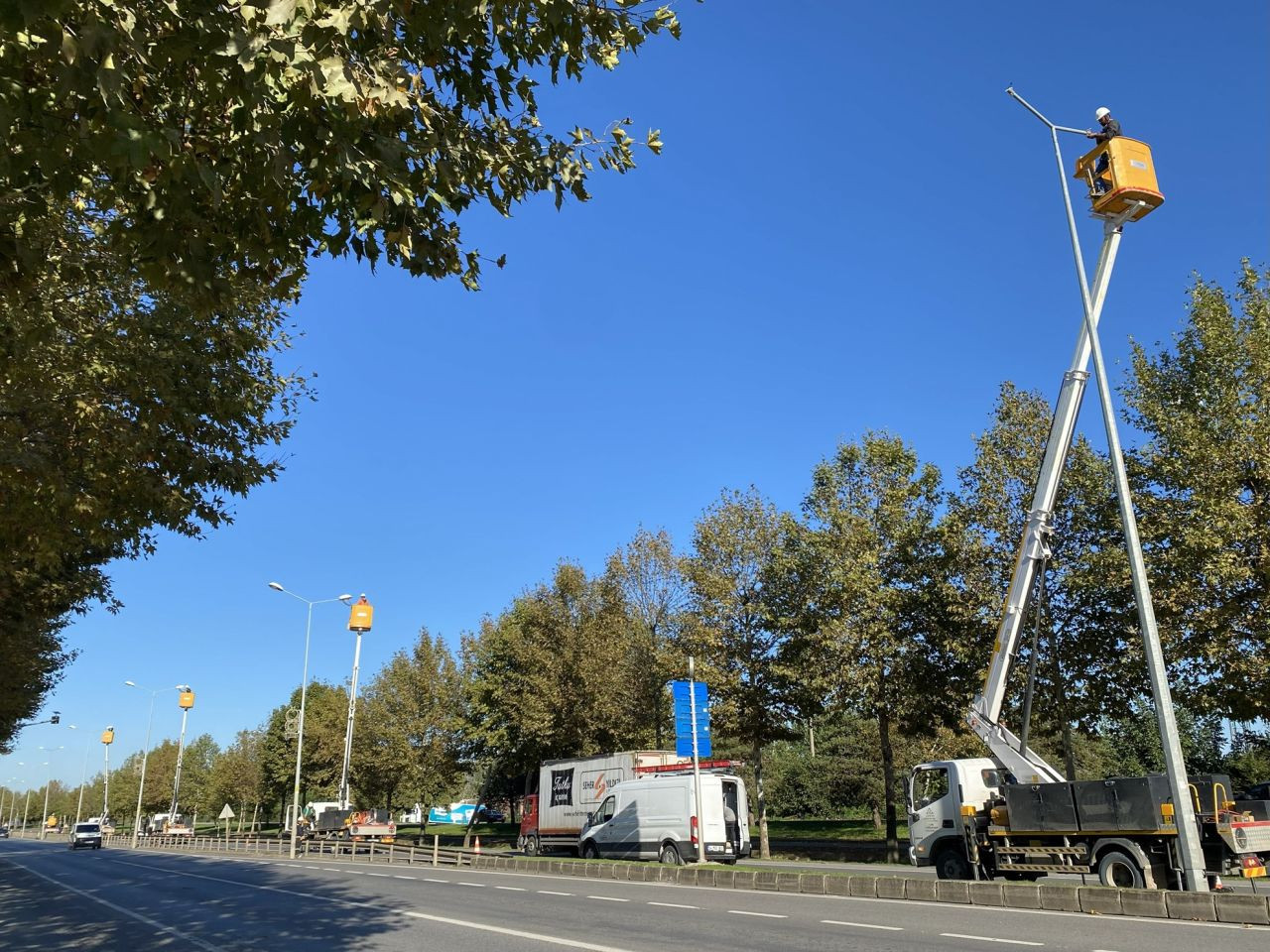 SEDAŞ, Yol ve Çevre Güvenliğini Artıran Aydınlatma Çalışmalarını Sürdürüyor - Sayfa 1