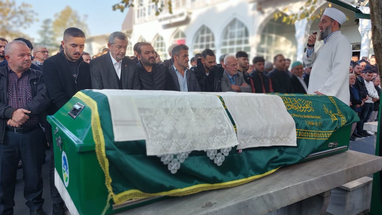 Sakarya’da Trafik Kazasında Hayatını Kaybeden 36 Yaşındaki Uğur Başkaya Toprağa Verildi - Sayfa 8