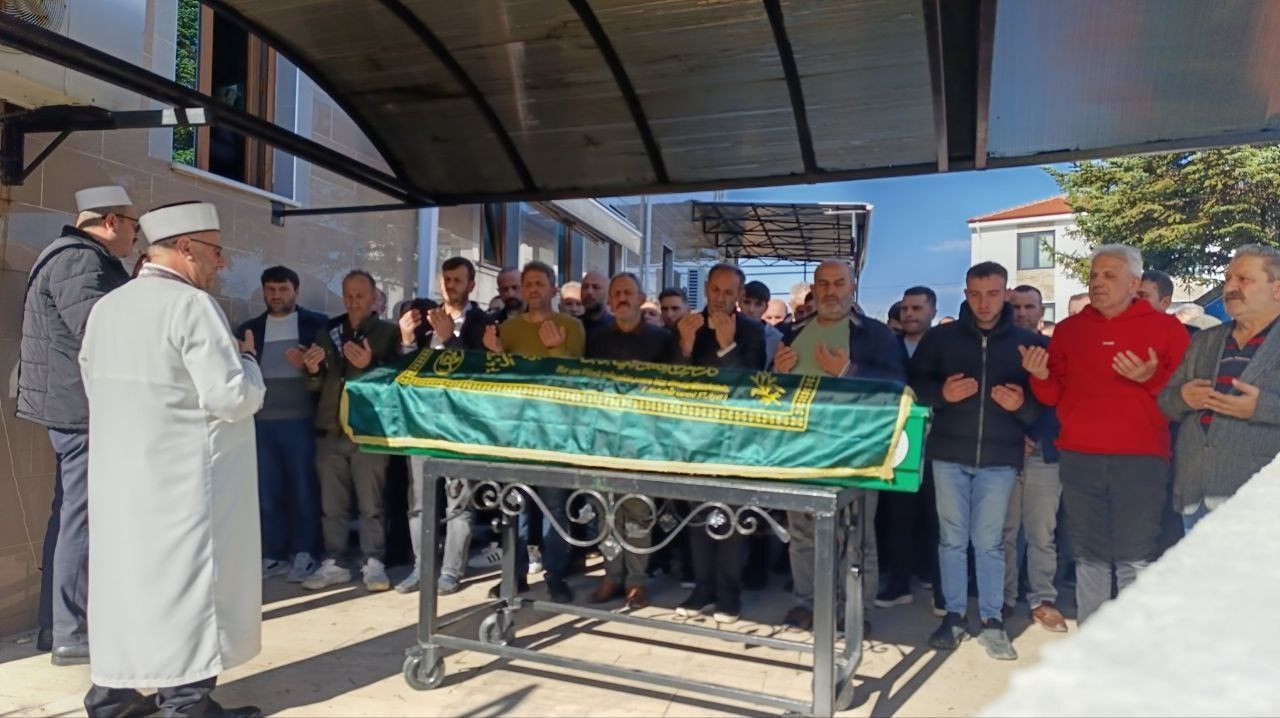 Malta’da Hayatını Kaybeden 25 Yaşındaki İşçi, Sakarya’da Toprağa Verildi - Sayfa 7