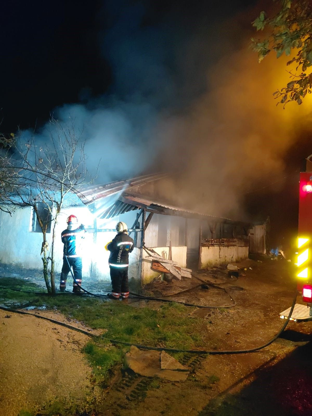 Kaynarca’da Tek Katlı Evde Çıkan Yangın Söndürüldü - Sayfa 1