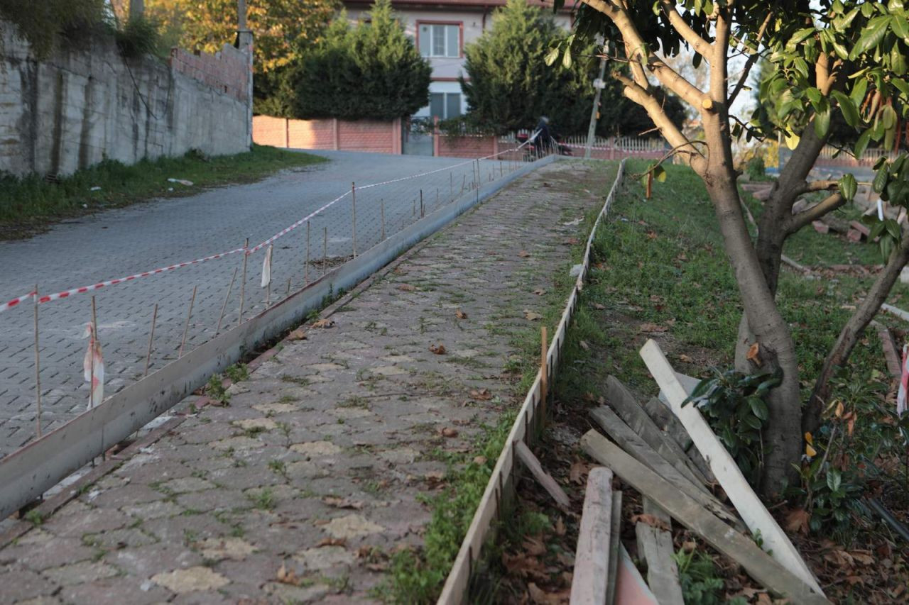 Neviye Mahallesi’ndeki Çocuk Parkında Yenileme Çalışmaları Sürüyor - Sayfa 5