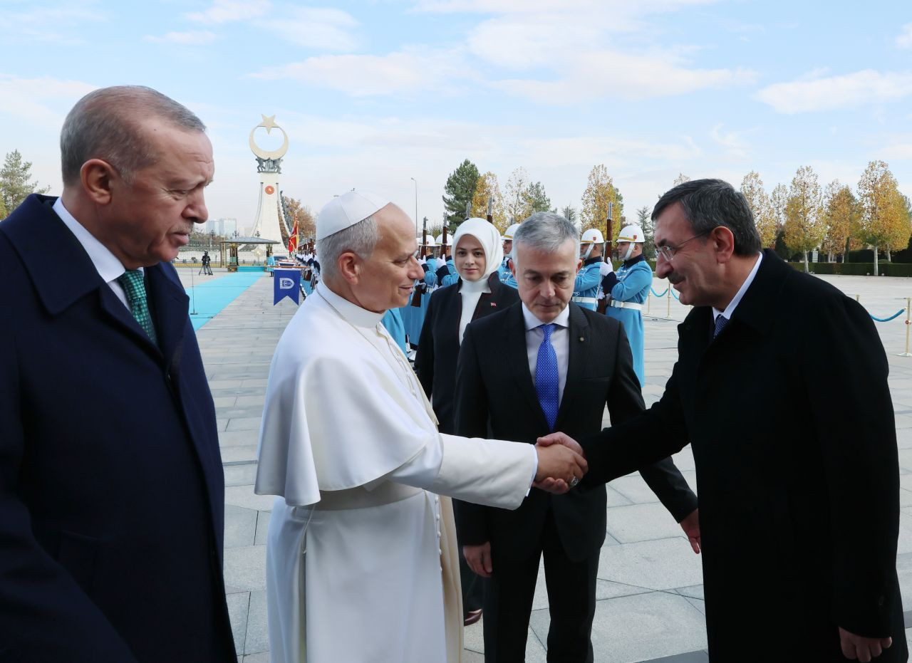 Papa 14. Leo'dan Türkiye'ye İlk Dış Ziyaret - Sayfa 3