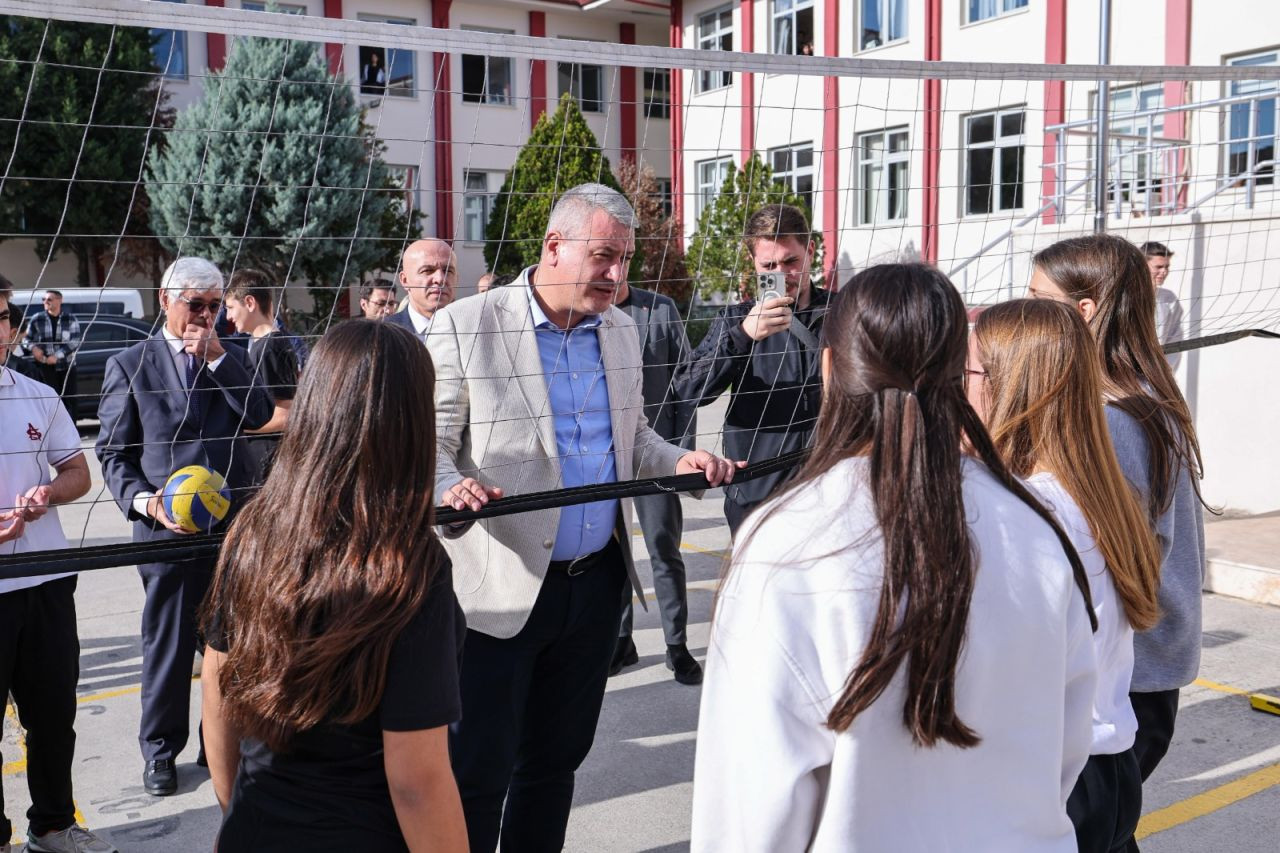 Başkan Çelik Öğrencilerle: Gelecek Serdivan’da Şekilleniyor - Sayfa 4