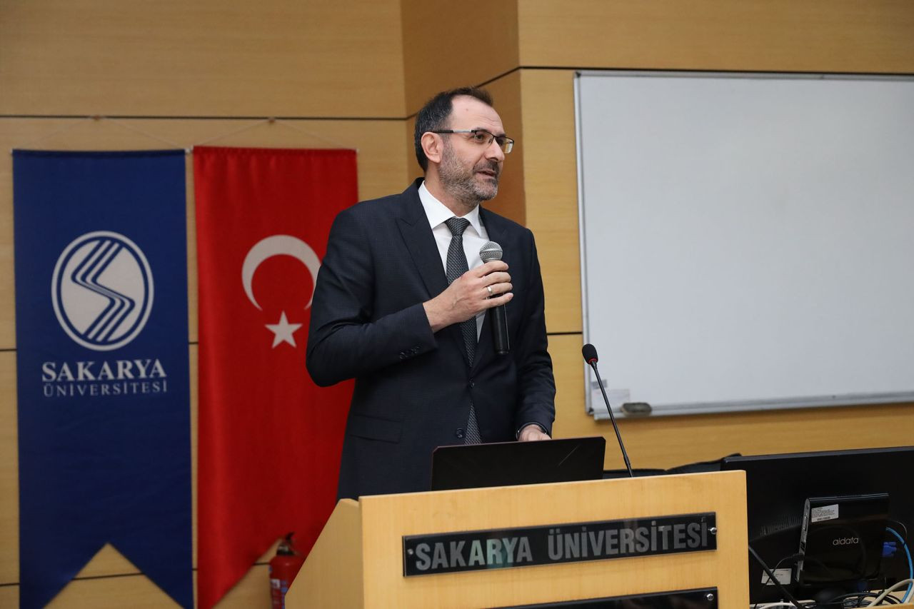 ‘Bir Şehir İki Çınar’ Sempozyumunun İlk Oturumu Faik Baysal Oldu - Sayfa 6