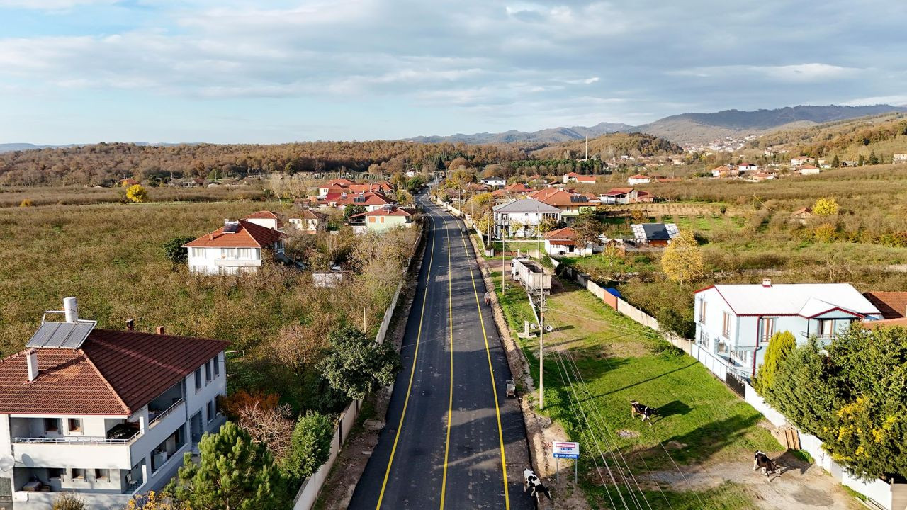 Büyükşehir Hendek’te 20 Kilometrelik Asfalt Çalışmasını Tamamladı - Sayfa 7