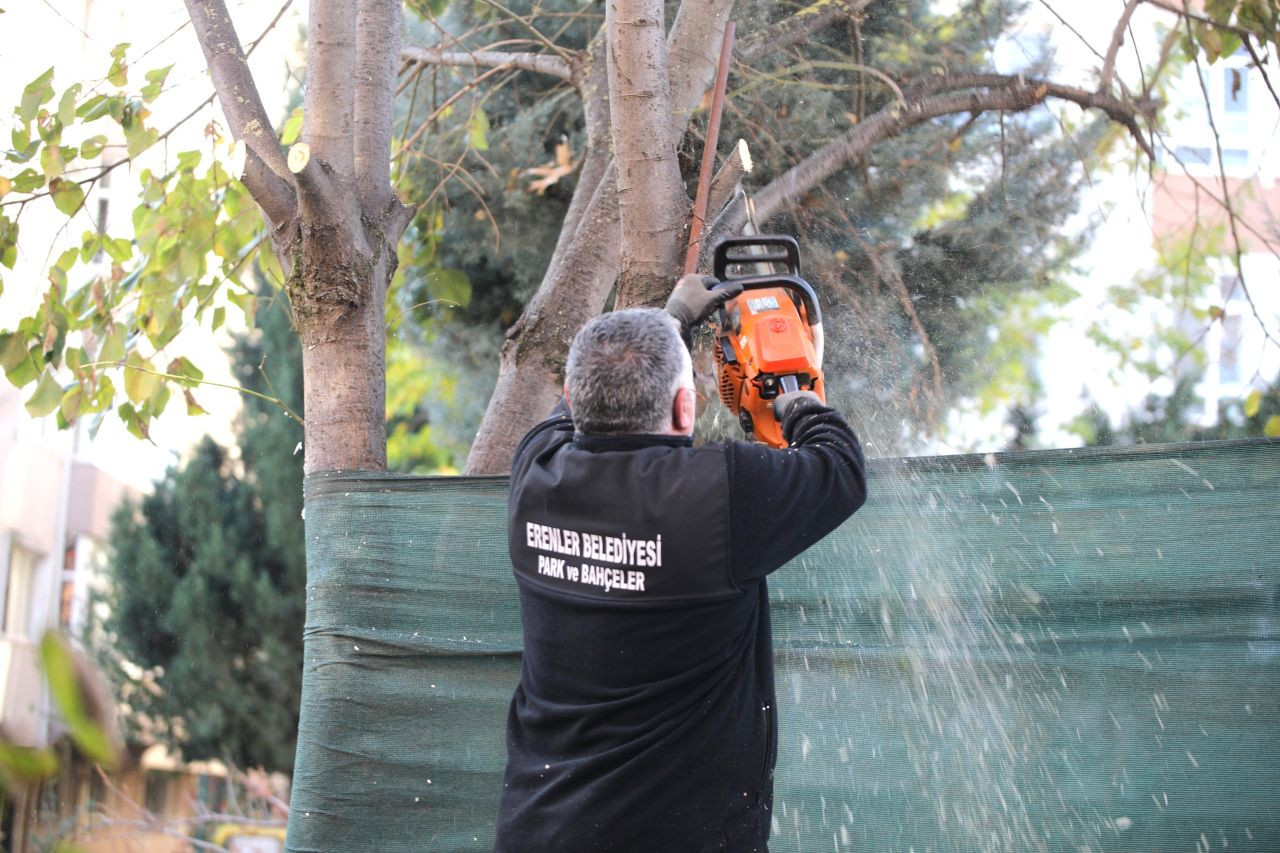 Erenler’de Park Ve Bahçelerde Çalışmalar Hız Kesmiyor - Sayfa 2