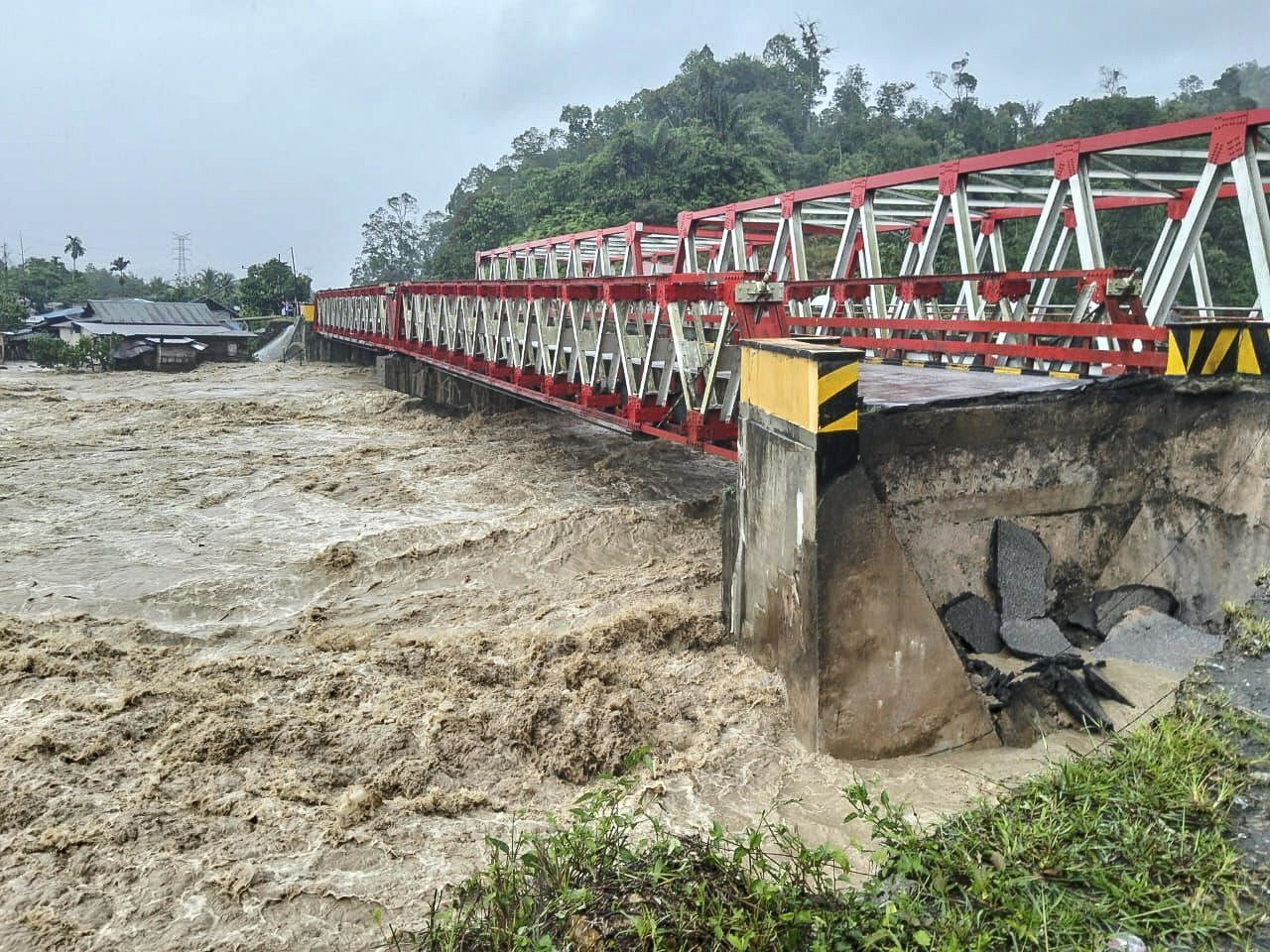 Muson Yağmurları Güneydoğu Asya'yı Vurdu - Sayfa 1