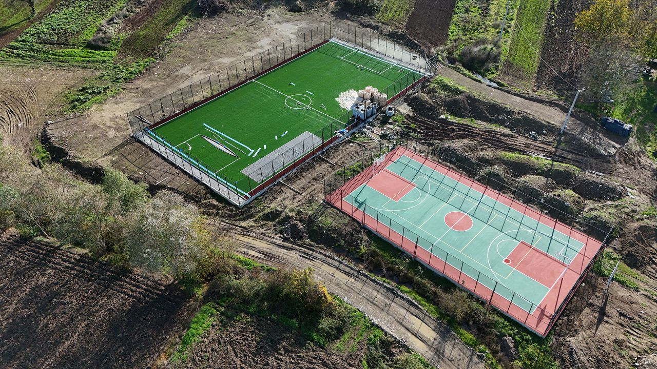 Sakarya’da Gençler İçin Yeni Spor Sahaları - Sayfa 1