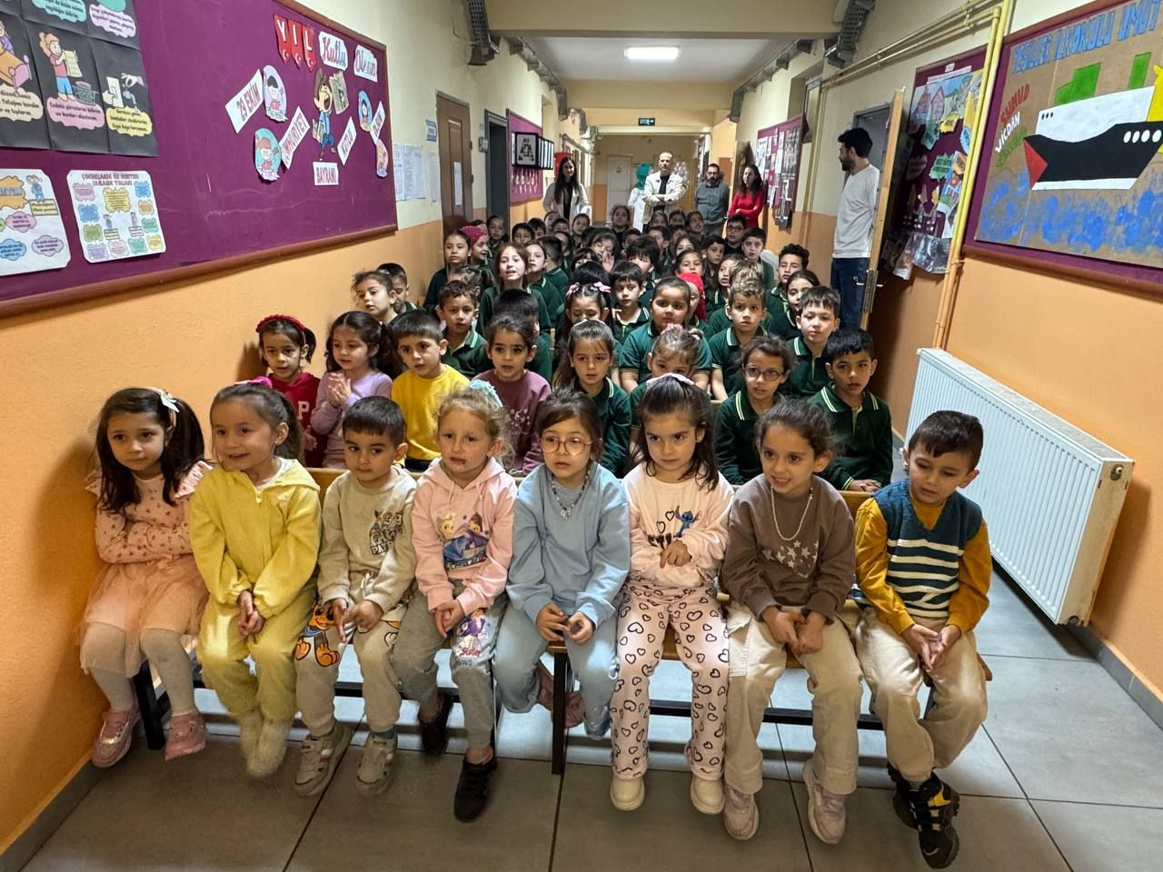 Bir Hikâye Bin Neşe, Hendek’te Çocuklarla Buluştu - Sayfa 2