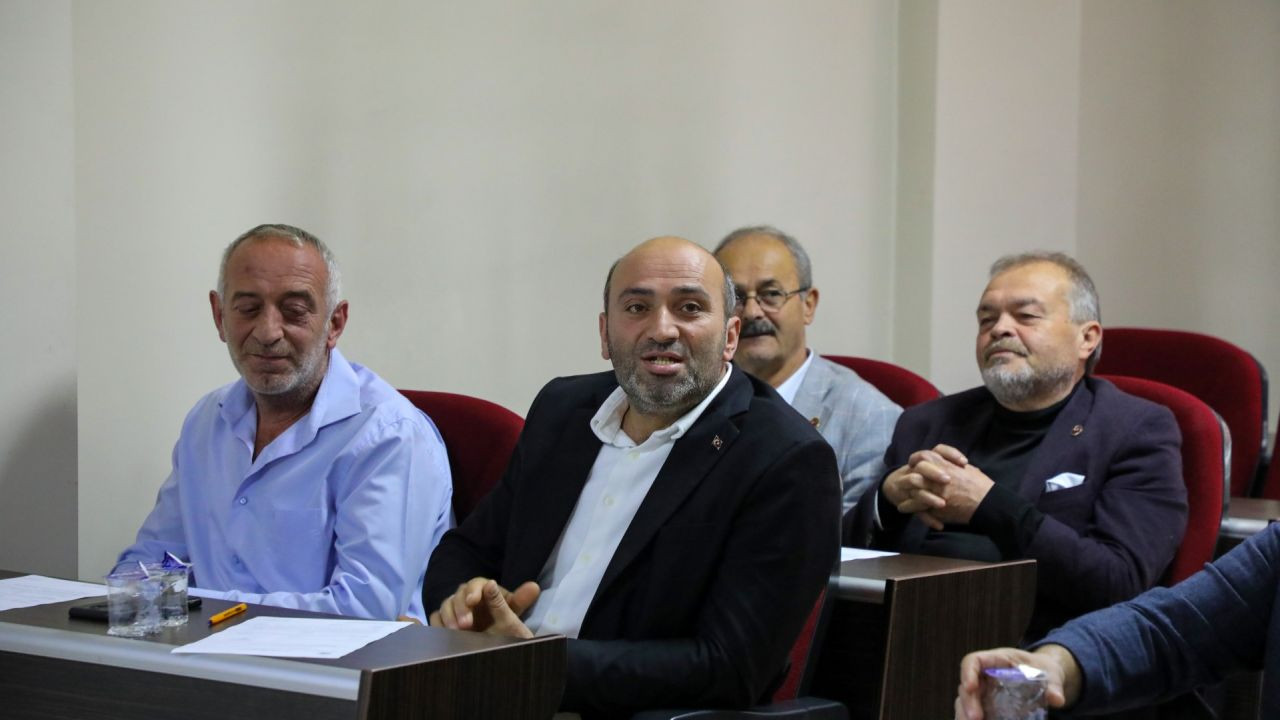 Ferizli Belediyesi 2025’in Son Meclis Toplantısını Gerçekleştirdi - Sayfa 1