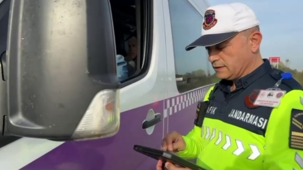 Sakarya Jandarması'ndan Toplu Taşımaya Sivil Kıyafetli Denetim