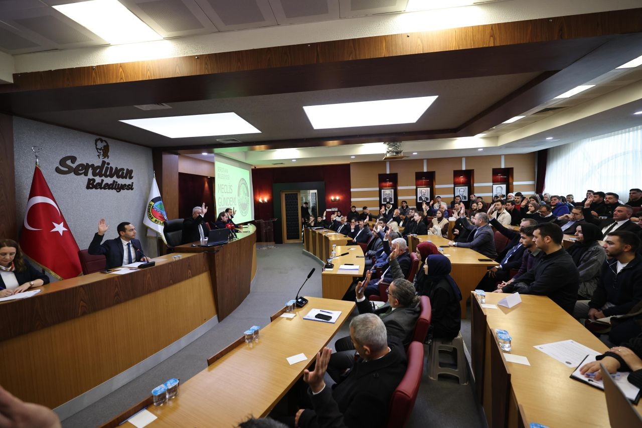 Çelik: “Serdivan Büyümeye Devam Ediyor” - Sayfa 6