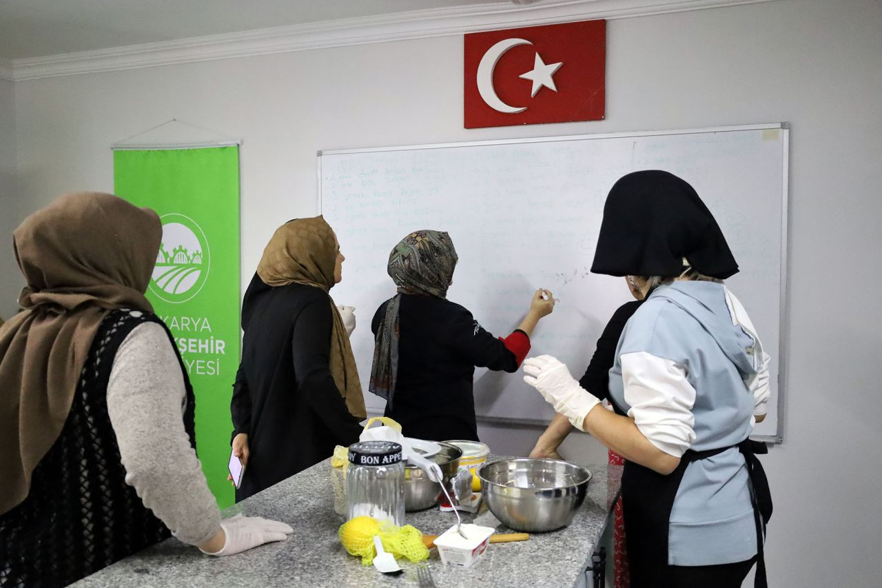 Büyükşehir’den Arifiye’ye Profesyonel Mutfak Atölyesi - Sayfa 9