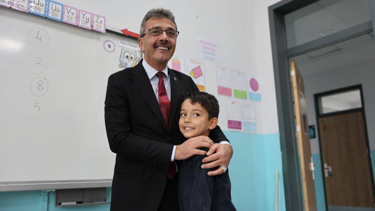 Başkan Dinç O Öğrencinin Sözünü Yerine Getirdi