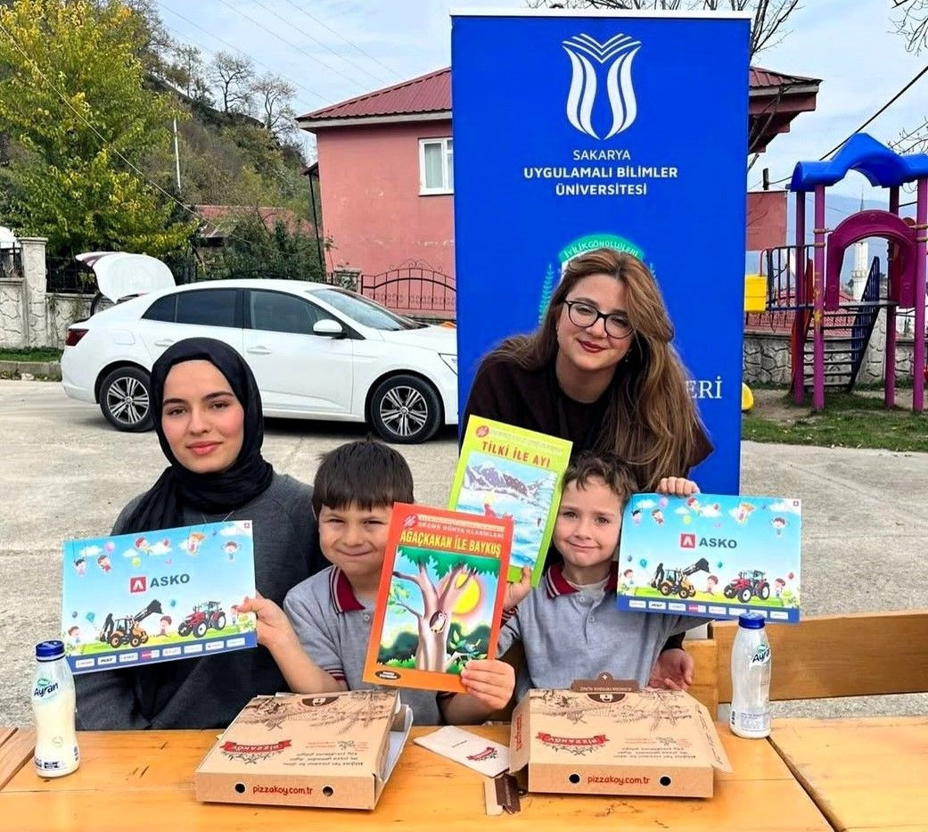 SUBÜ Öğrencileri İlkokul Öğrencilerine Pizza Hazırladı - Sayfa 4