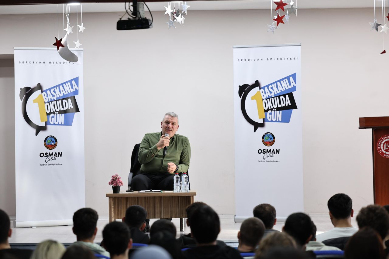 Başkan Çelik: Gençlerin Fikirleri Yolumuzu Aydınlatıyor - Sayfa 1