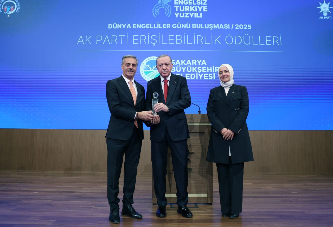 Cumhurbaşkanı Erdoğan’dan Başkan Alemdara Ödül! - Sayfa 1