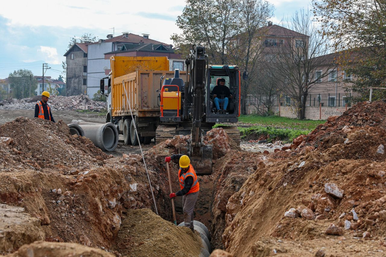 Alparslan Türkeş Caddesi’nde duble yol öncesi altyapı güçlendiriliyor - Sayfa 4