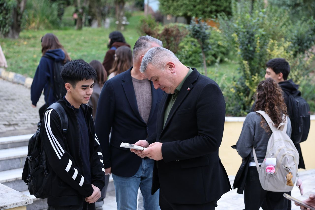 Başkan Çelik: Gençlerin Fikirleri Yolumuzu Aydınlatıyor - Sayfa 6