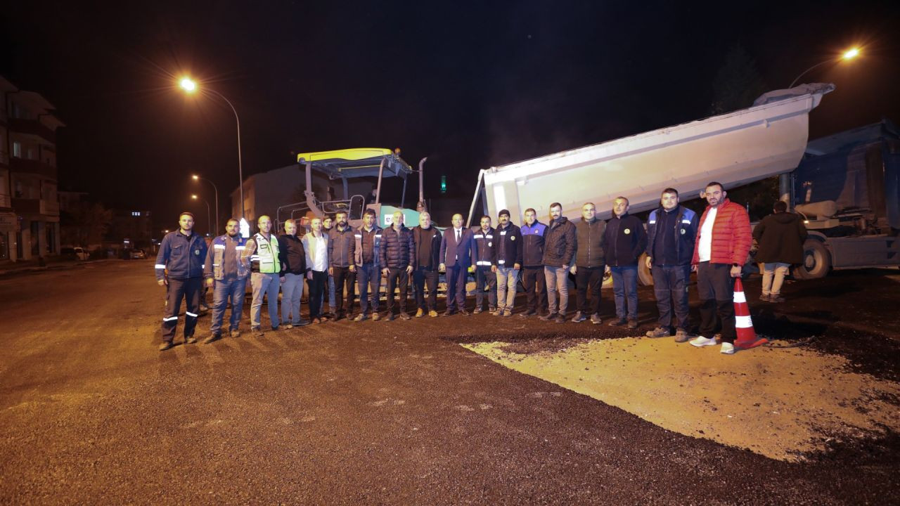 Ferizli'de Cumhuriyet Caddesi İle Şehit Hakan Bayram Caddesi Kesişimi Yenilendi - Sayfa 1