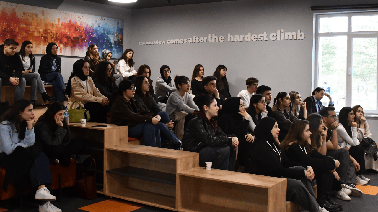 Reklamcılık ve Tasarımın Geleceği SAÜ'de Konuşuldu - Sayfa 2