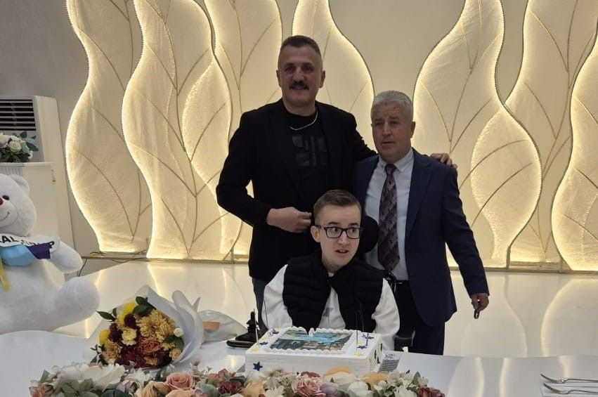 23 Yıldır Kas Hastalığıyla Yaşayan Halilcan’a Düğün Tadında Doğum Günü - Sayfa 2