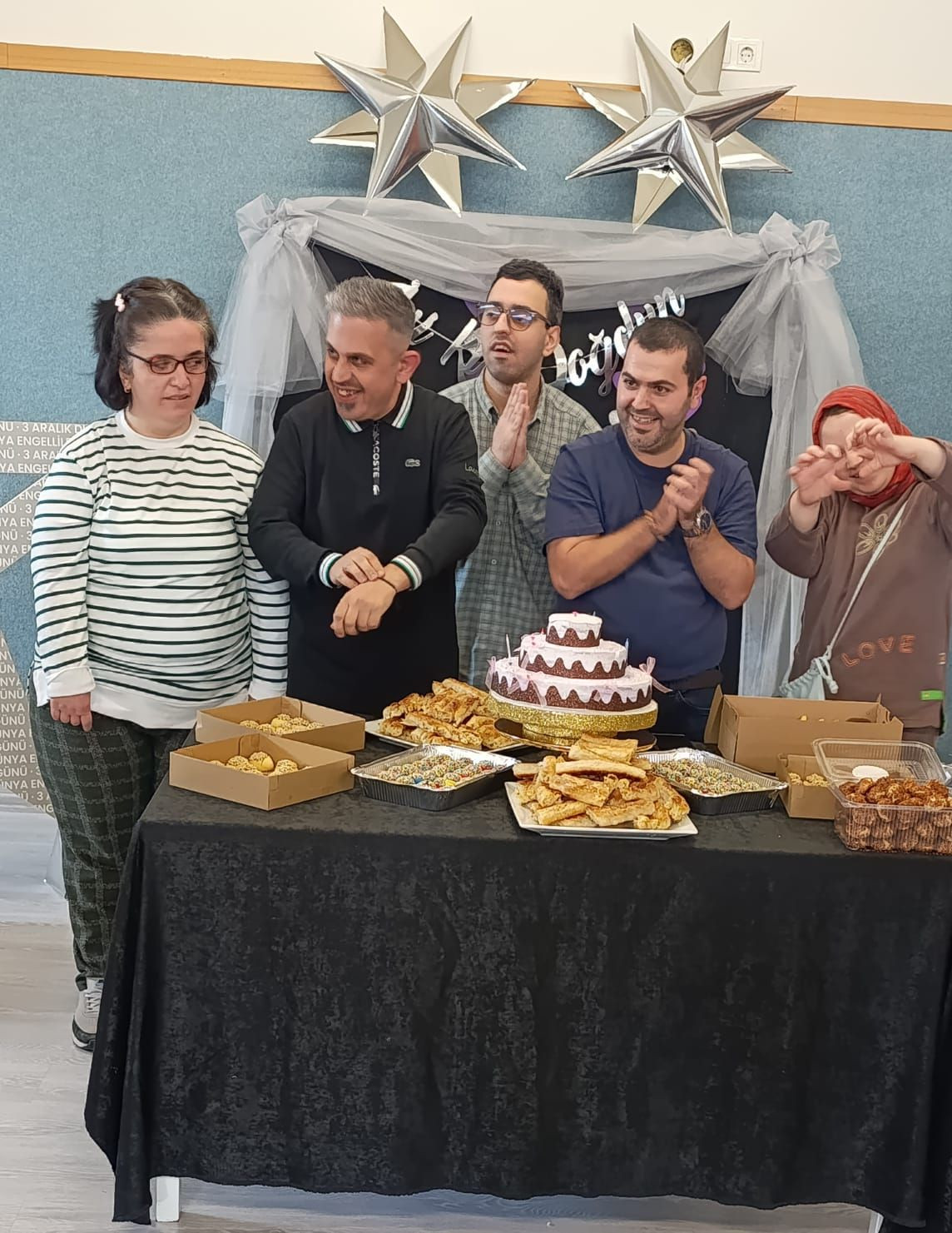 Trabzonlular Derneği’nden Özel Çocuklara Renkli Doğum Günü - Sayfa 3