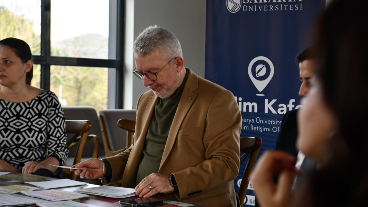SAÜ’de Sanayide Yeşil Dönüşüm Söyleşisi Yoğun İlgi Gördü