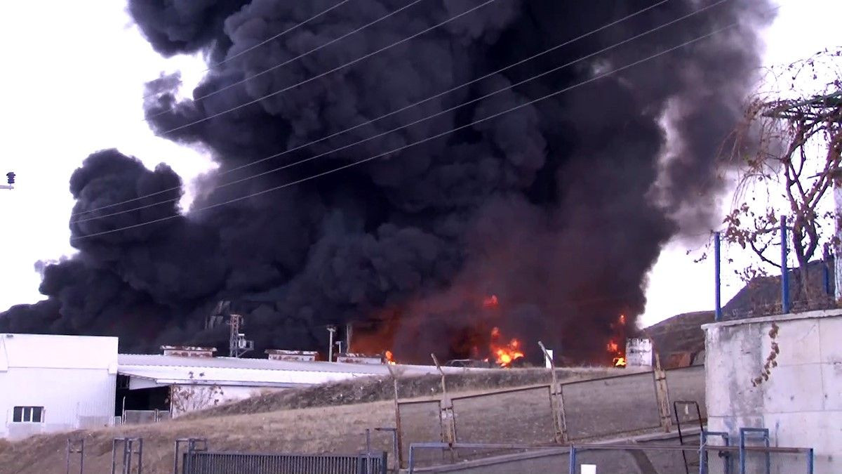 Kırıkkale OSB’de Kimya Fabrikası Yangını: 70 İşçi Tahliye Edildi - Sayfa 2
