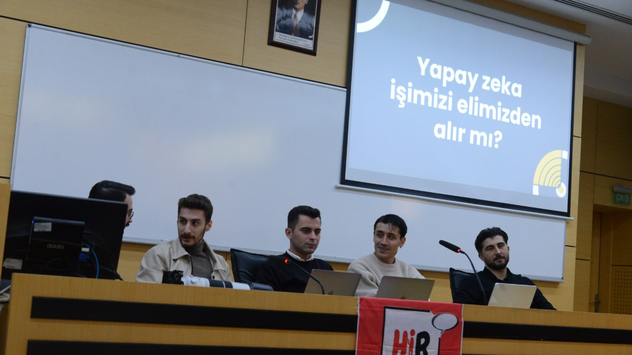 SAÜ Reklamcılık Zirvesi: Yapay Zekâ Dönüşümü Tartışıldı