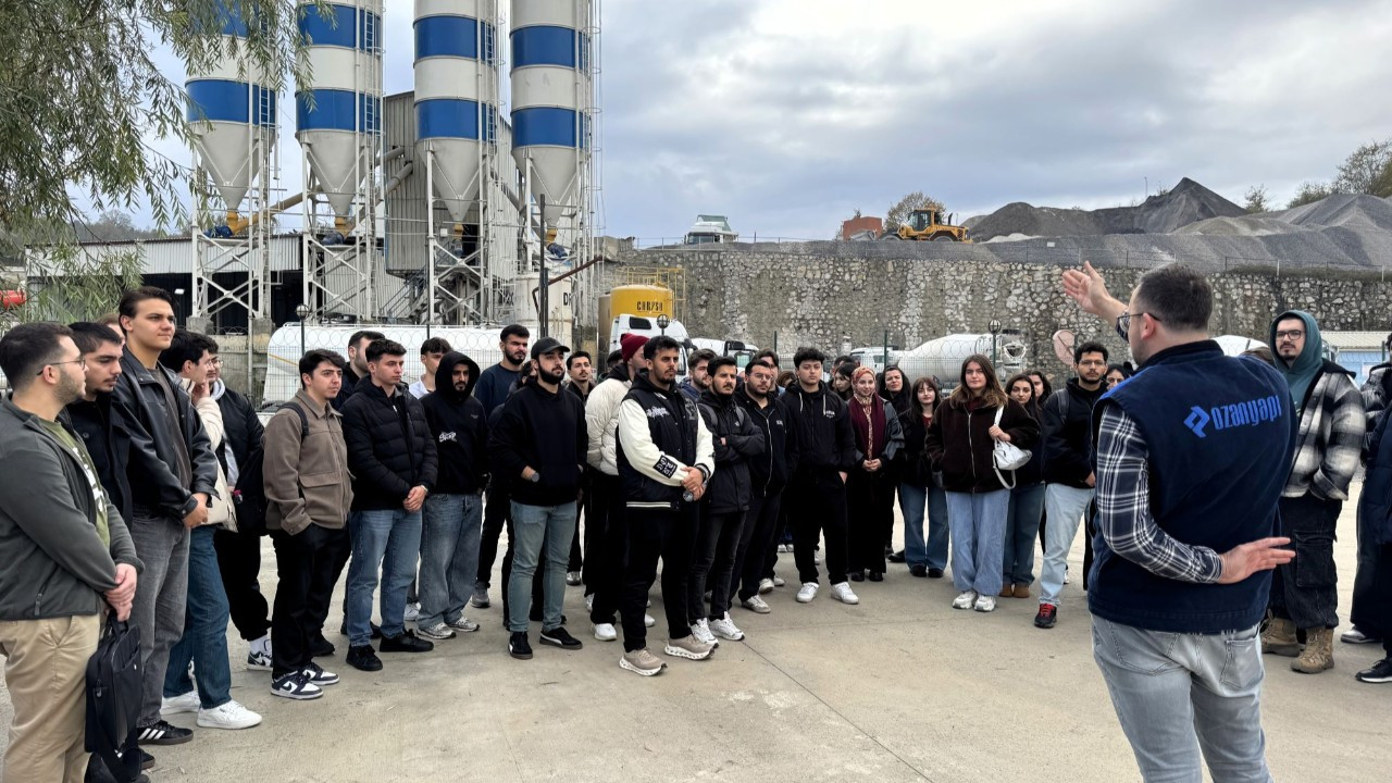 Derslerini beton santrali ve agrega ocağında işlediler
