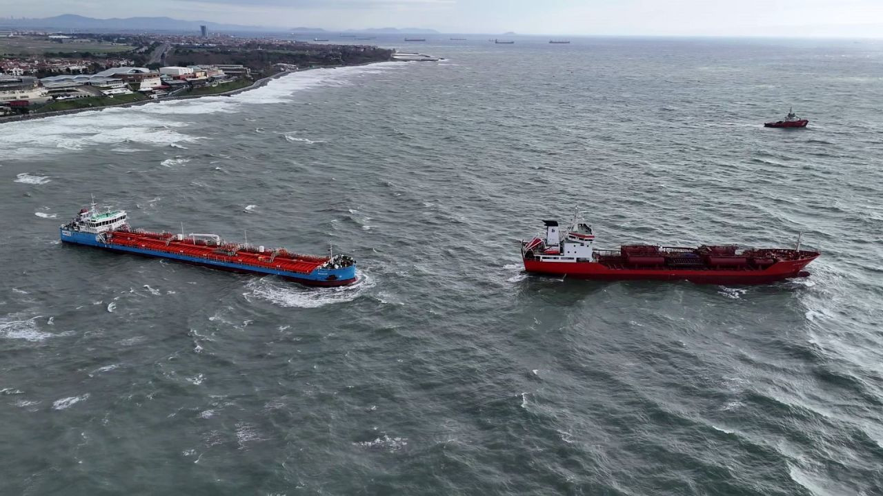 Florya Açıklarındaki Tanker Gelişmesi: Acil Durumun Nedeni Temas Çıktı - Sayfa 1