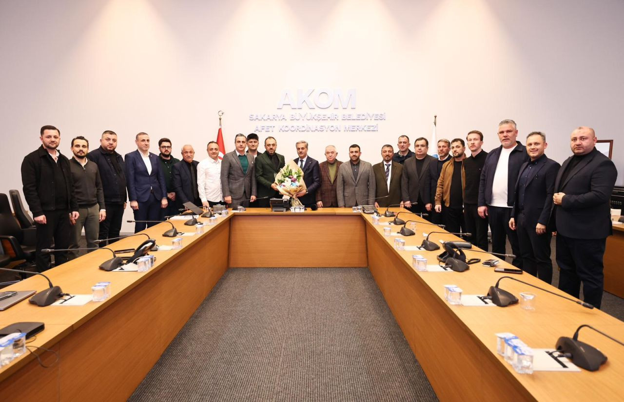 Başkan Alemdar, Sakaryaspor’un Yeni Yönetimine Başarılar Diledi - Sayfa 4