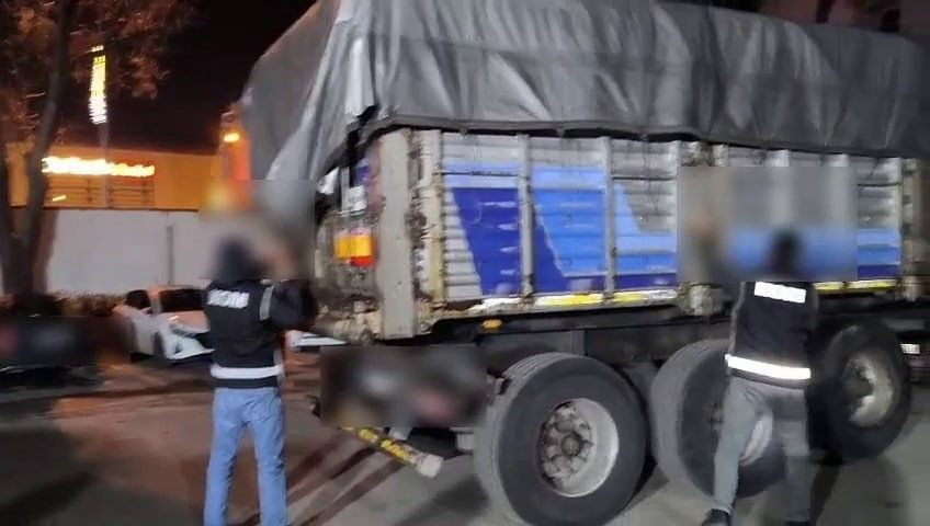 Fındıkla Gizlenen Tırda 30 Milyon Liralık Kaçak Makaron Ele Geçirildi - Sayfa 2