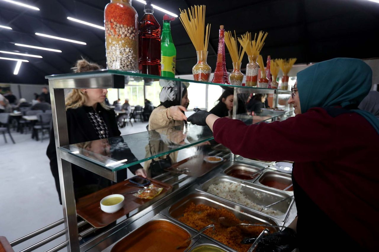 Kampüs Mutfak Öğrencilerin Vazgeçilmezi Oldu - Sayfa 4