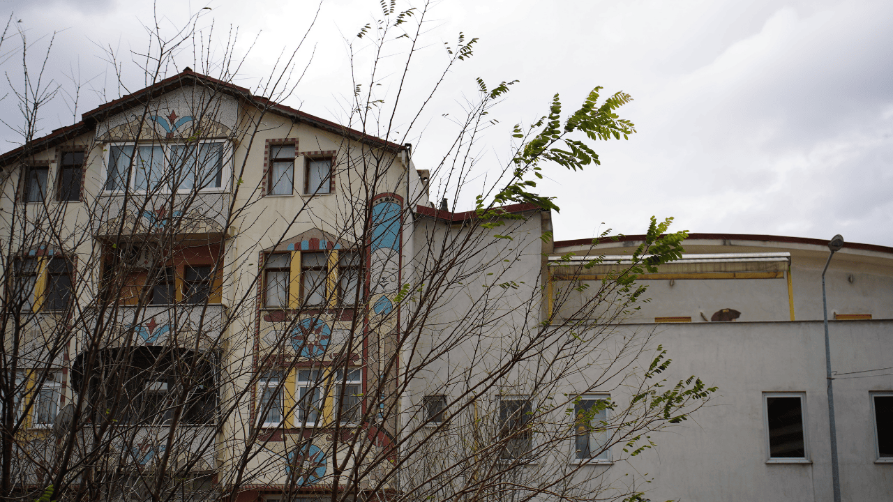Sakarya’da Fırtına Ağaçları Devirdi, Belediye Ekipleri Müdahale Etti - Sayfa 4