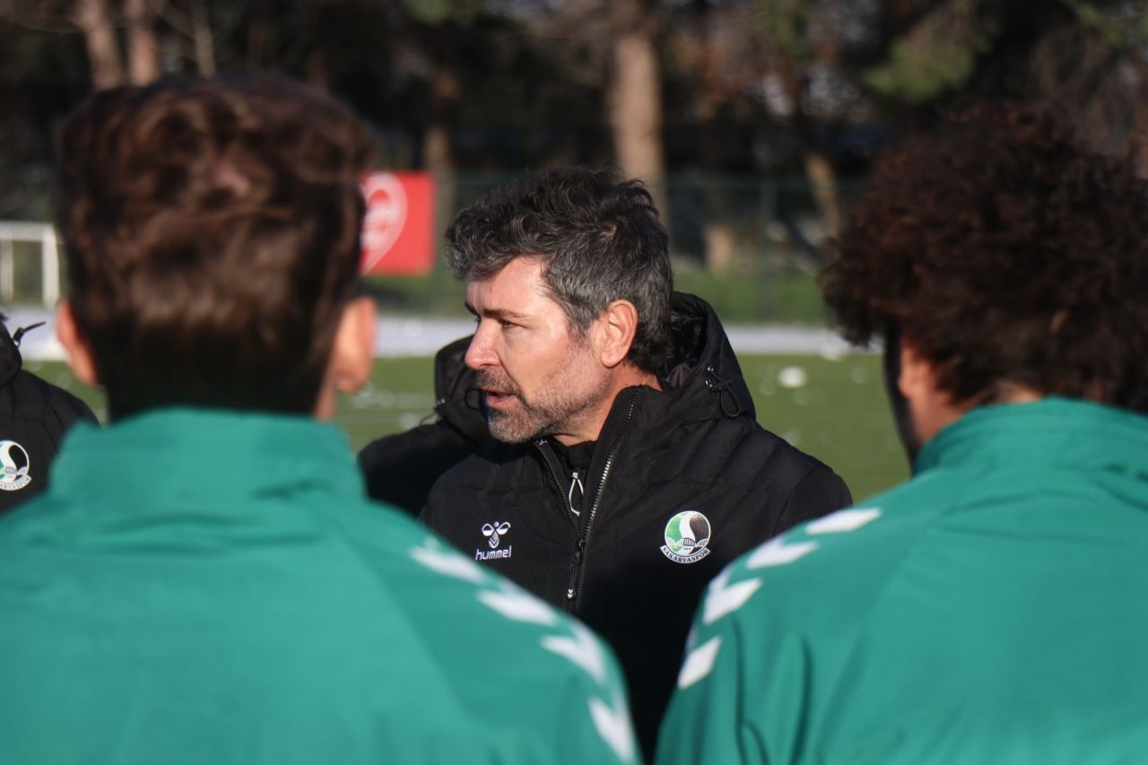 Hakan Kutlu: “Sakaryaspor’u hak ettiği yerlere taşıyacağız” - Sayfa 1