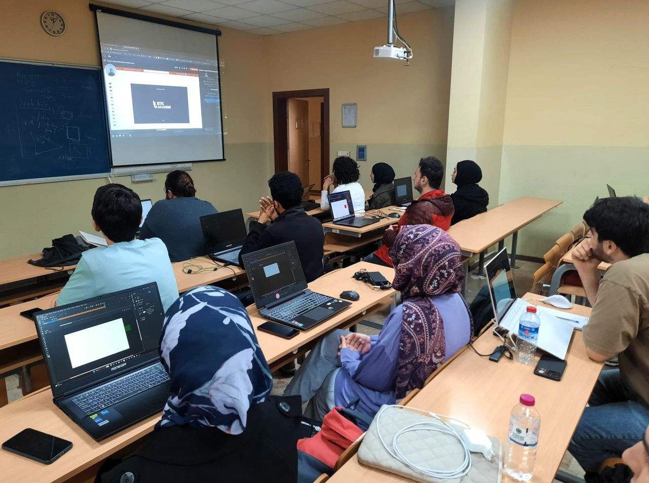 SUBÜ’de İleri Düzey Animasyon Atölyesi Tamamlandı - Sayfa 1