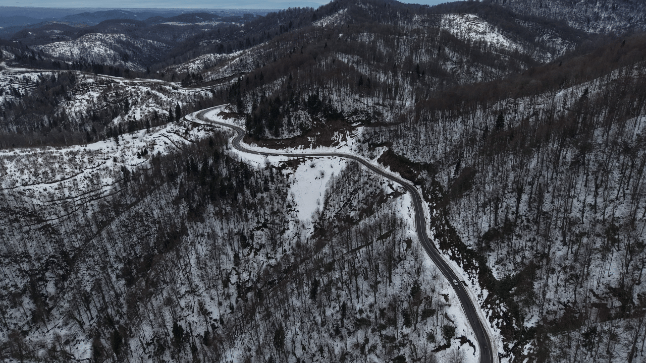 900 Rakımlı Çam Dağı Karla Beyaza Büründü - Sayfa 2