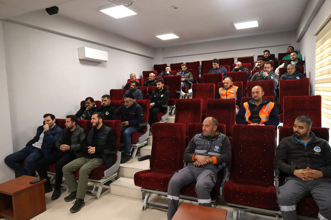 Büyükşehir’den Sokak Hayvanları İçin Güvenli Müdahale Eğitimi - Sayfa 1