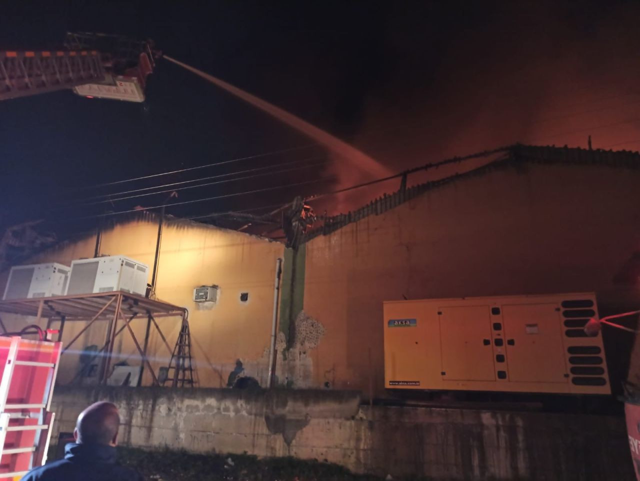 Hatay’da Narenciye Paketleme Fabrikasında Yangın - Sayfa 2